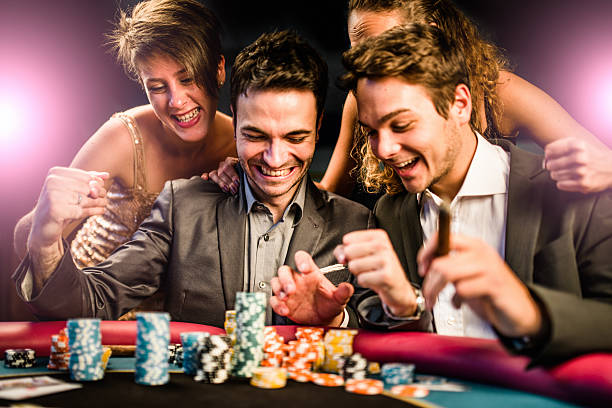The Dog House slot game on charade showing 5 reels, wild symbols, and bonus feature trigger
